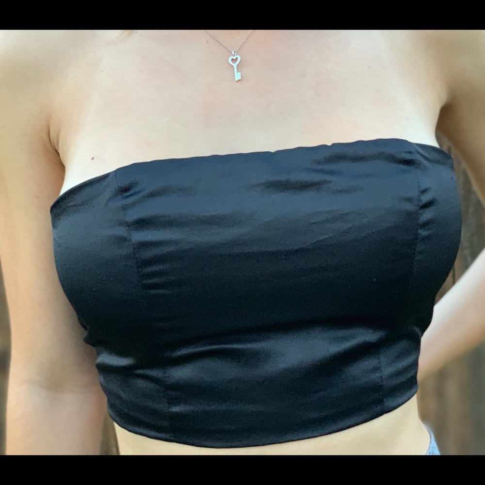 New! Forever 21 Crop Top ⚫️
